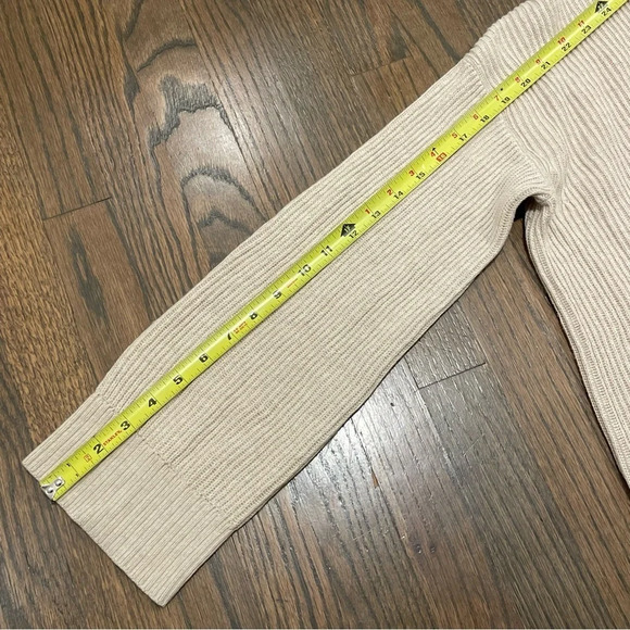 J. Crew Summer 2021 Ribbed Cotton-Cashmere Hoodie - Picture 5 of 8
